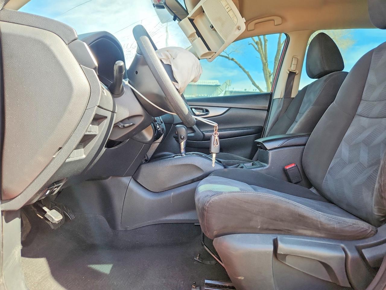 2015 Nissan Rogue S - zdjęcie 7