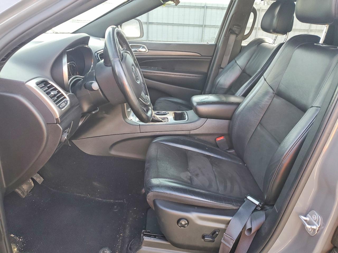 2020 Jeep Grand Cherokee Laredo - zdjęcie 7