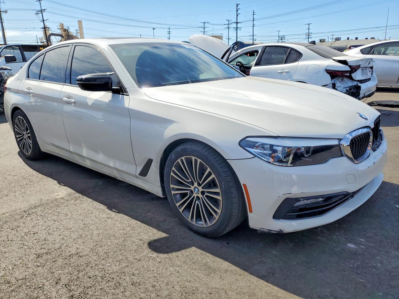 2022 BMW M550Xi - zdjęcie 4