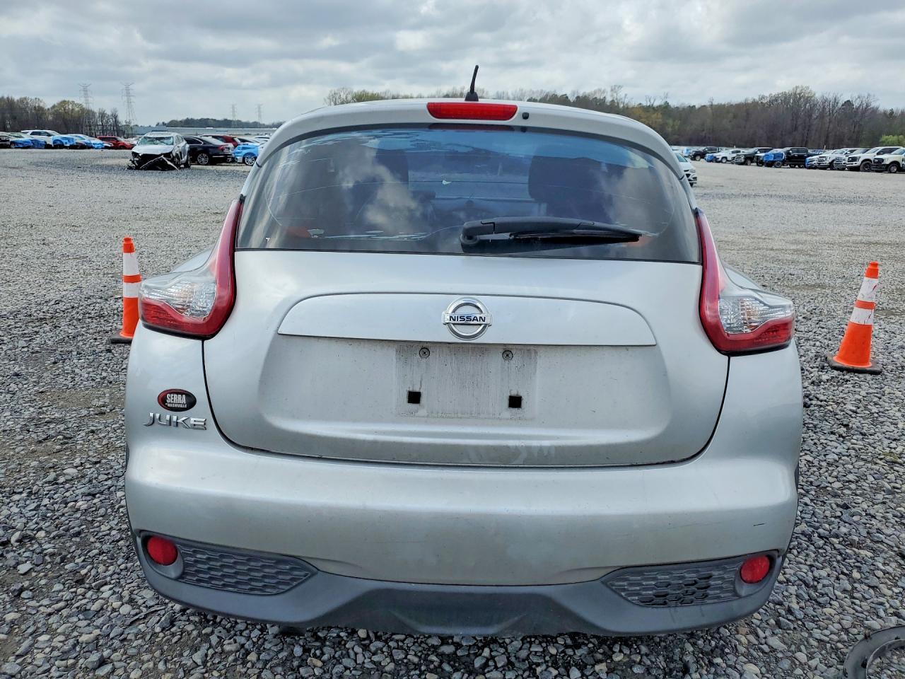 2015 Nissan Juke S - zdjęcie 6