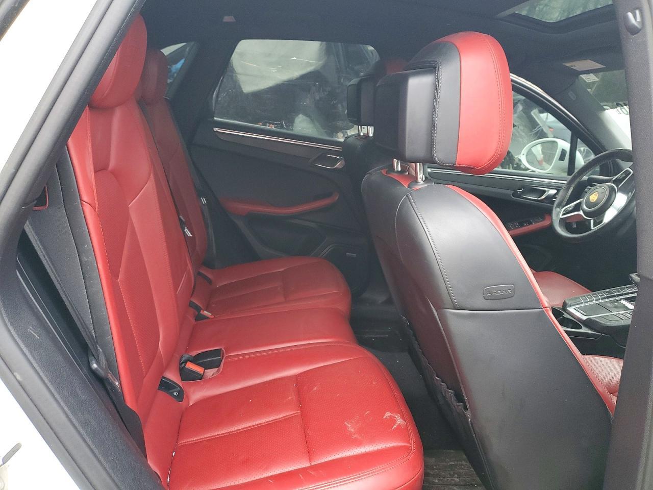 2018 Porsche Macan - zdjęcie 11