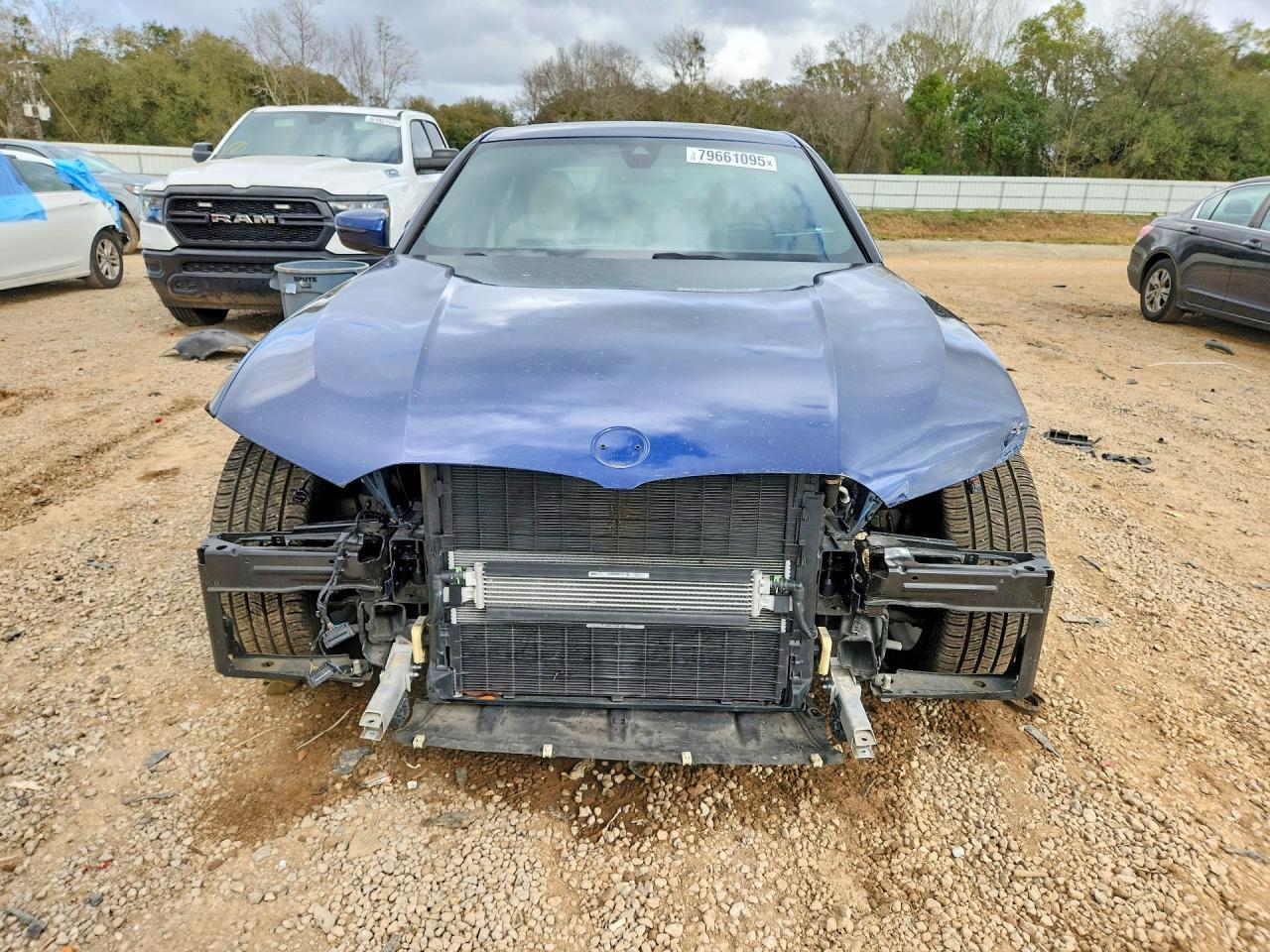 2020 BMW 330I - zdjęcie 5