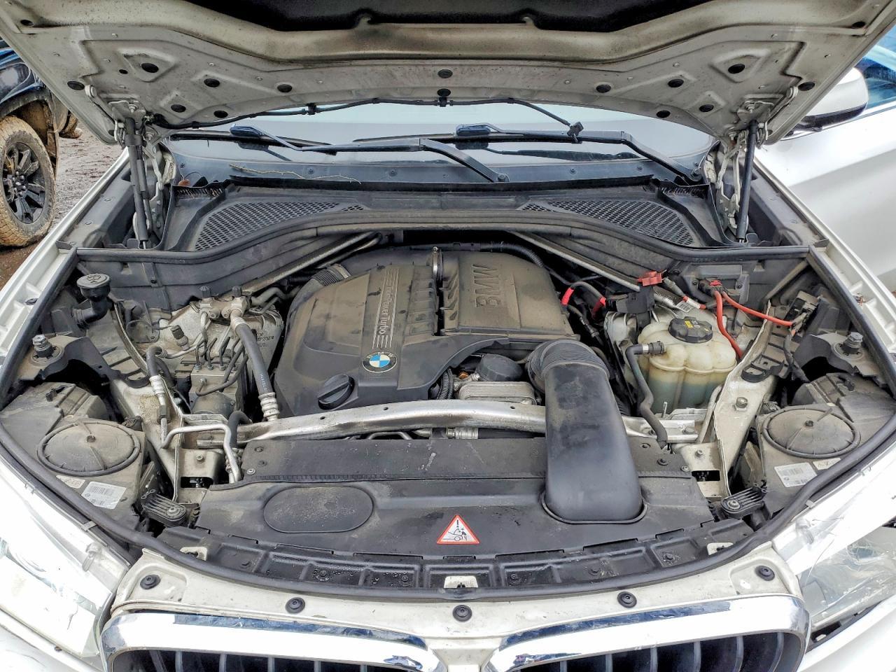 2016 BMW X5 xDrive35I - zdjęcie 11