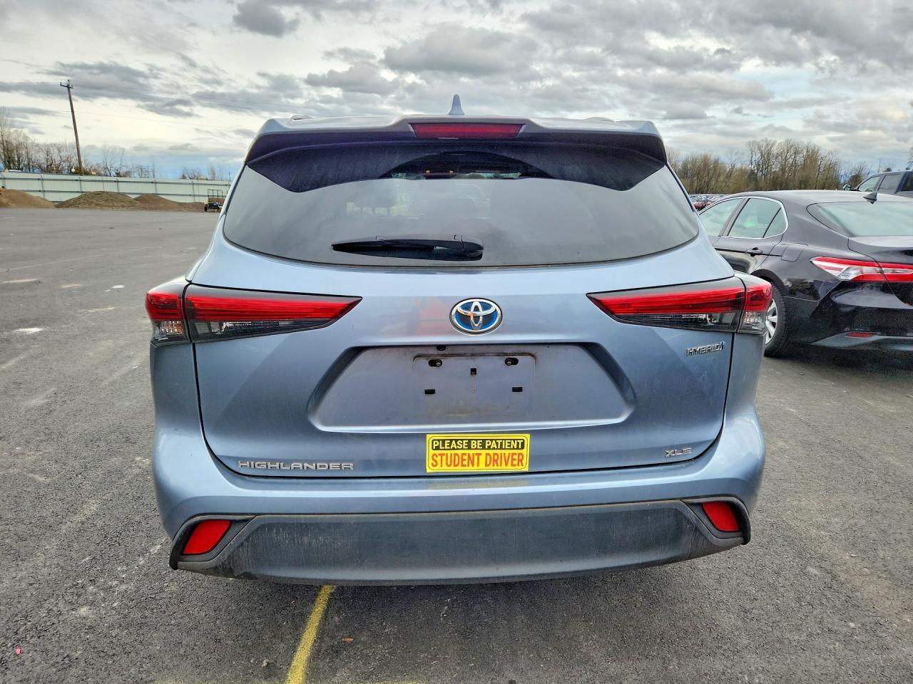 2022 Toyota Highlander Hybrid Xle - zdjęcie 6