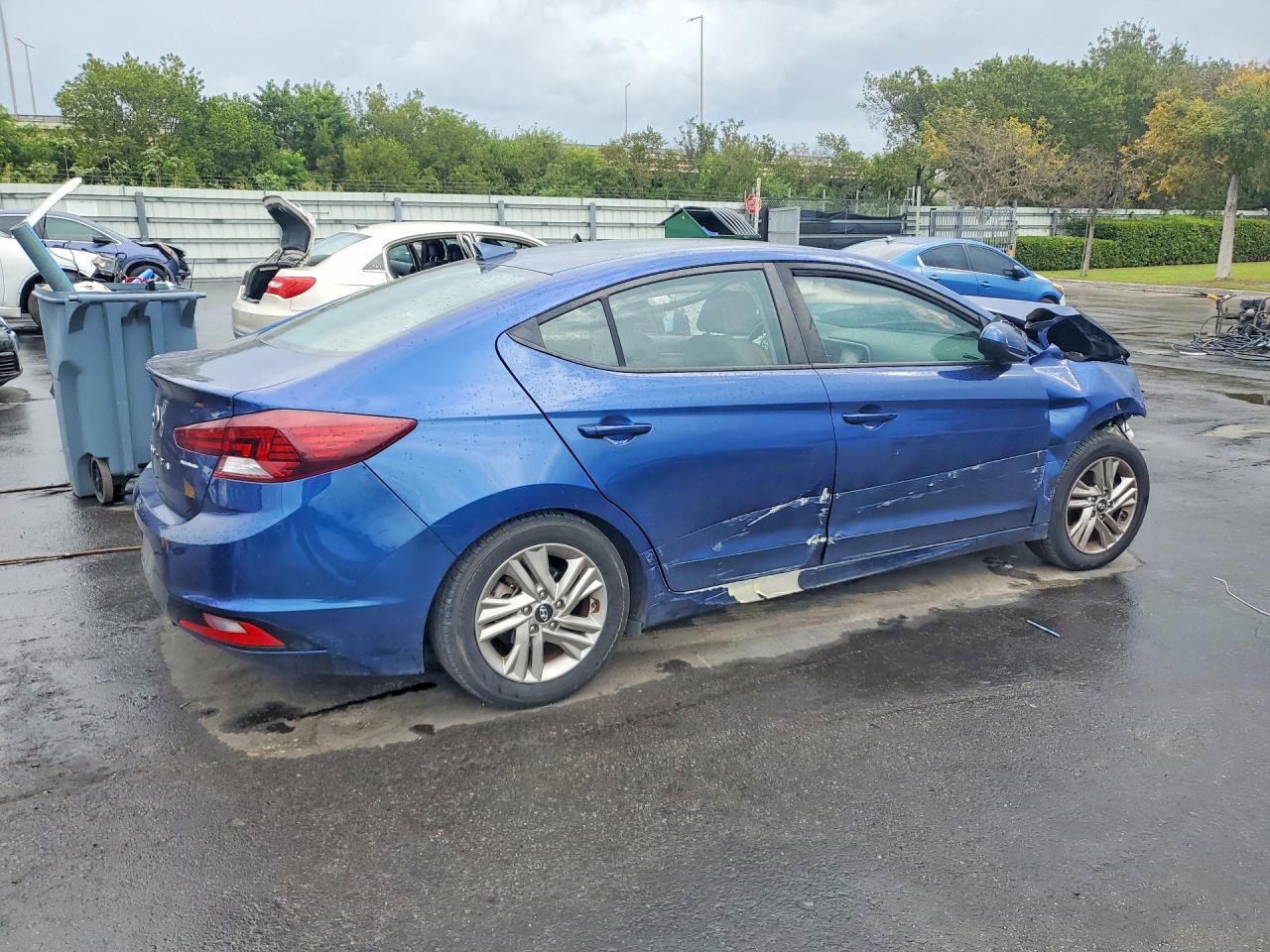 2019 Hyundai Elantra Sel - zdjęcie 3