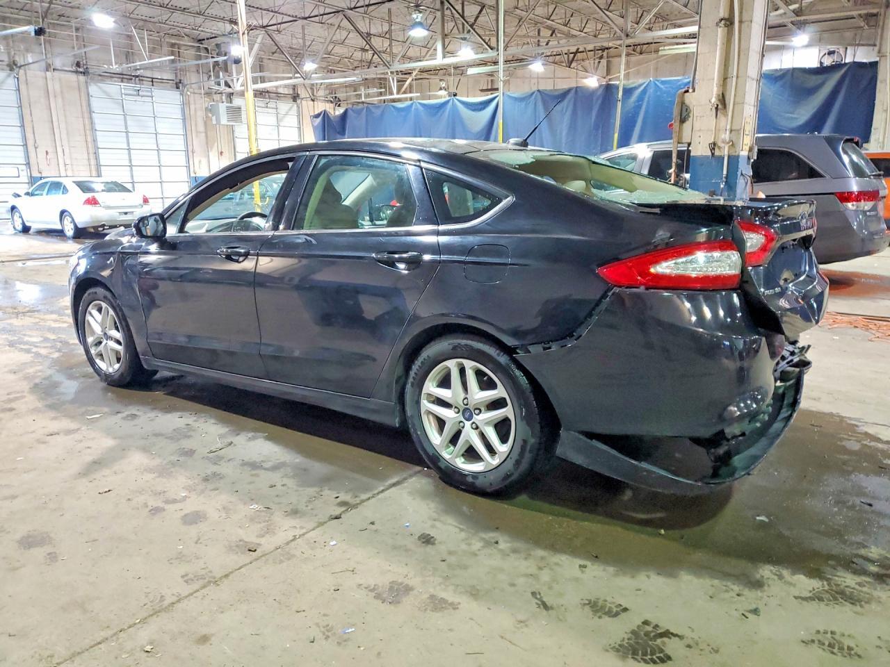 2016 Ford Fusion Se - zdjęcie 2