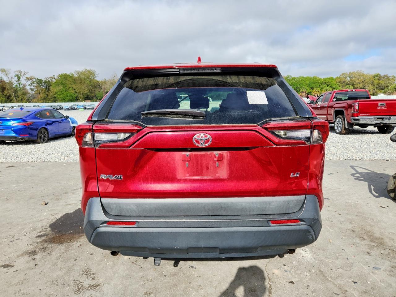 2019 Toyota Rav4 Le - zdjęcie 6