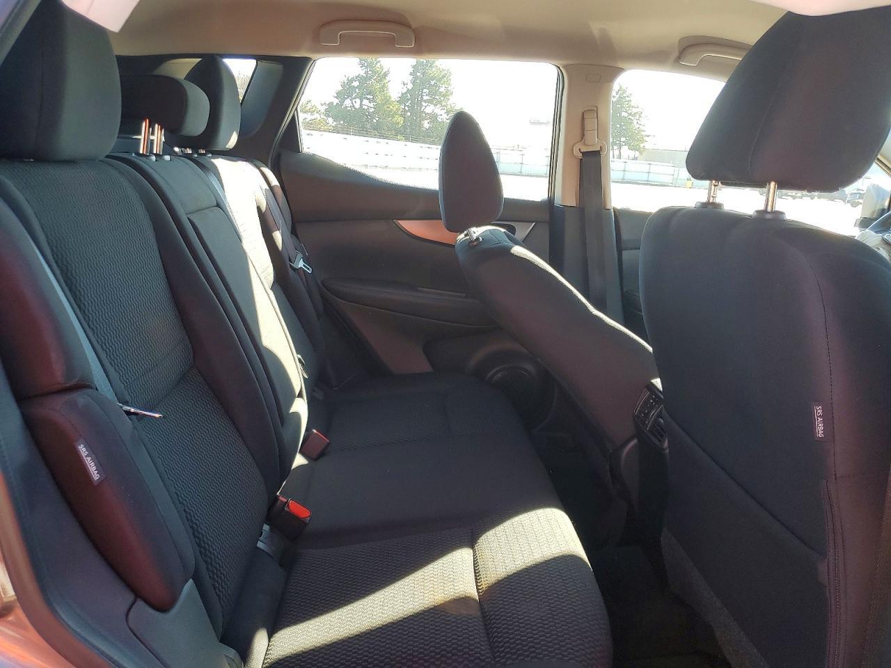 2021 Nissan Rogue Sport S - zdjęcie 11