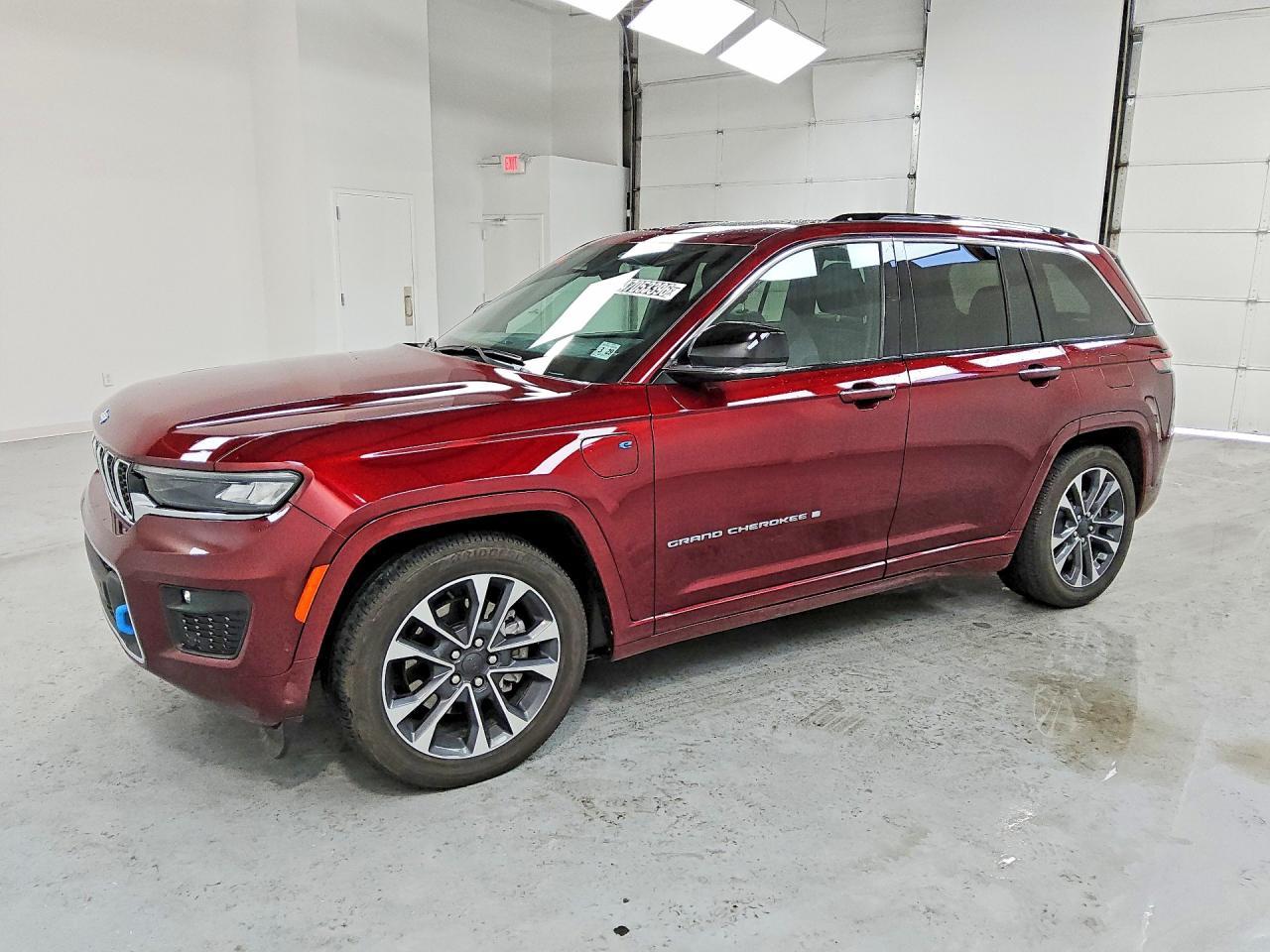 2023 Jeep Grand Cherokee Overland 4Xe - zdjęcie główne