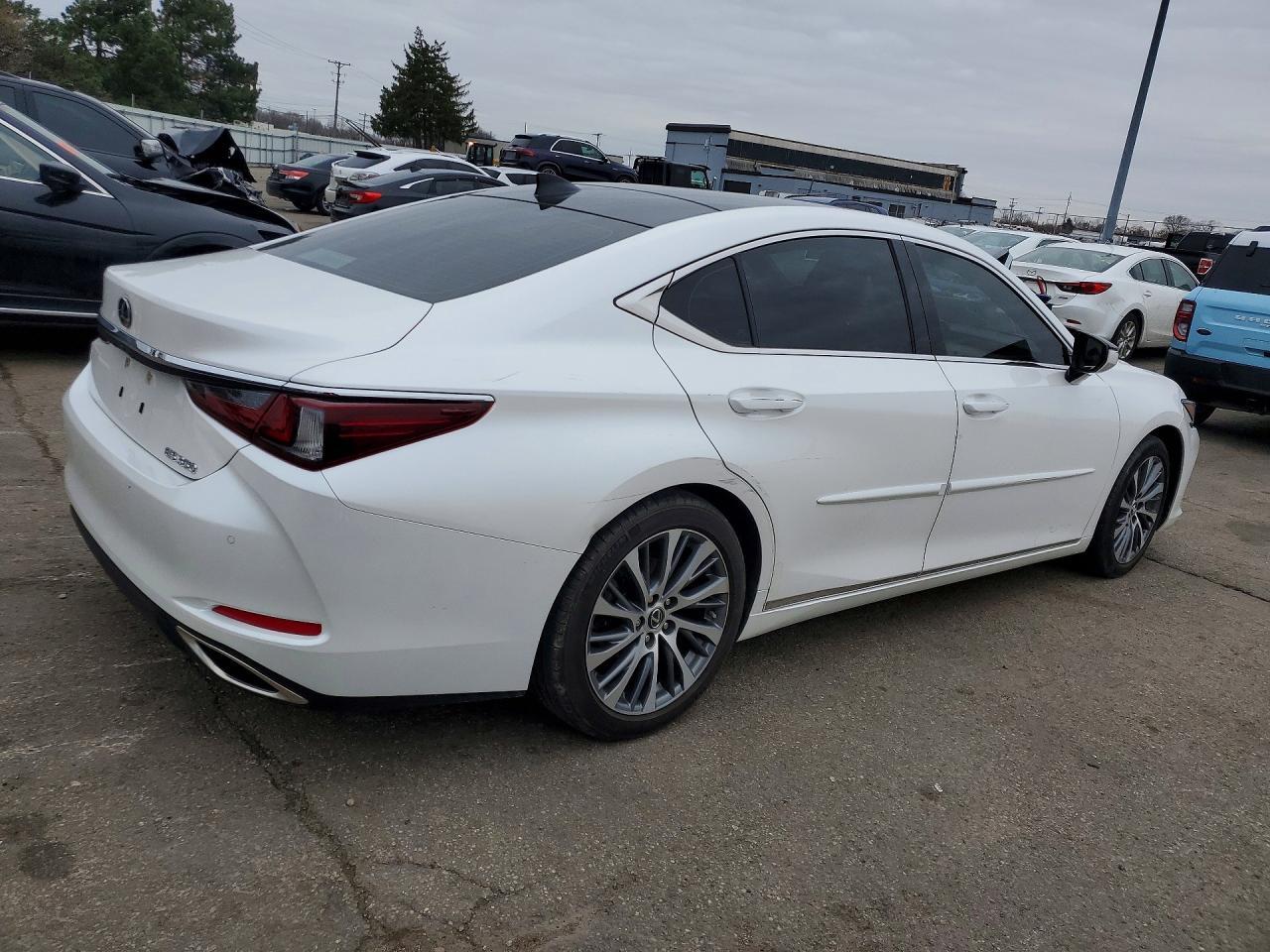 2019 Lexus Es 350 Luxury - zdjęcie 3