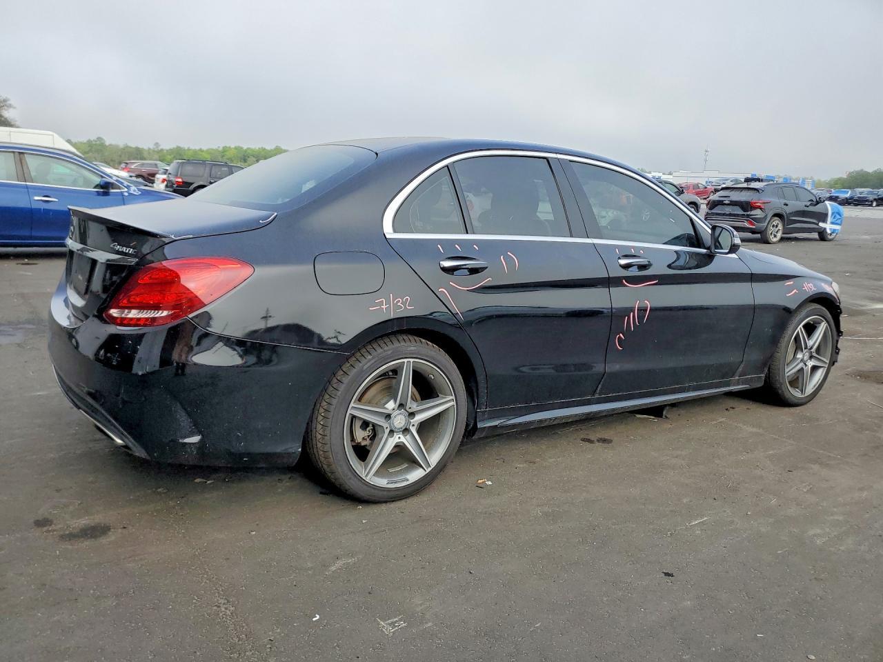 2016 Mercedes-Benz C 300 4Matic - zdjęcie 3