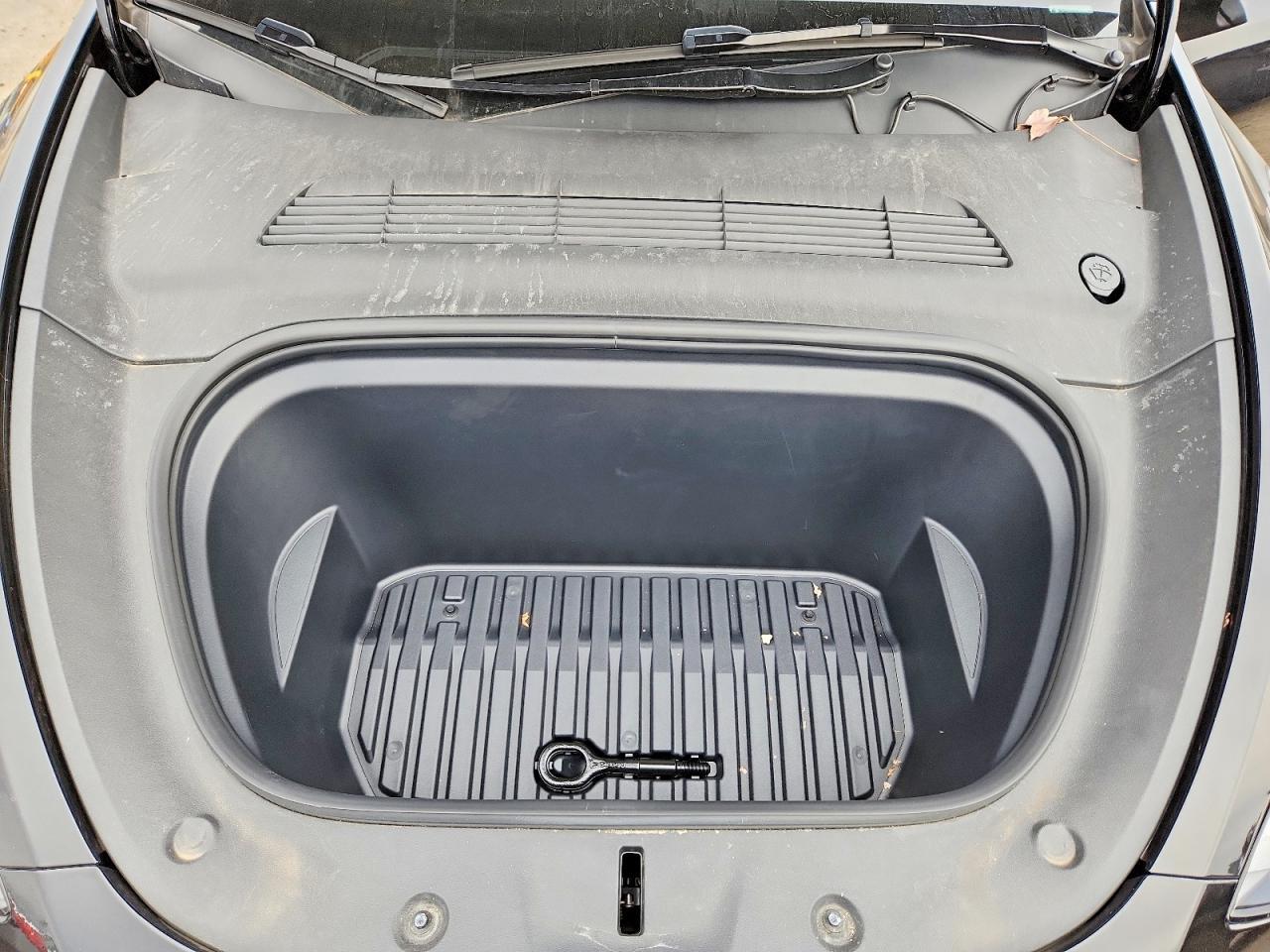 2023 Tesla Model Y - zdjęcie 12