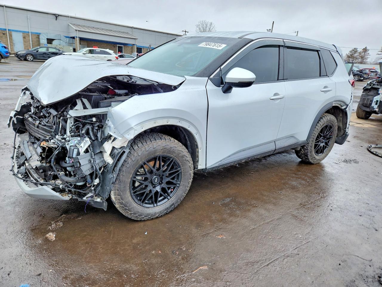 2022 Nissan Rogue Sv - zdjęcie główne