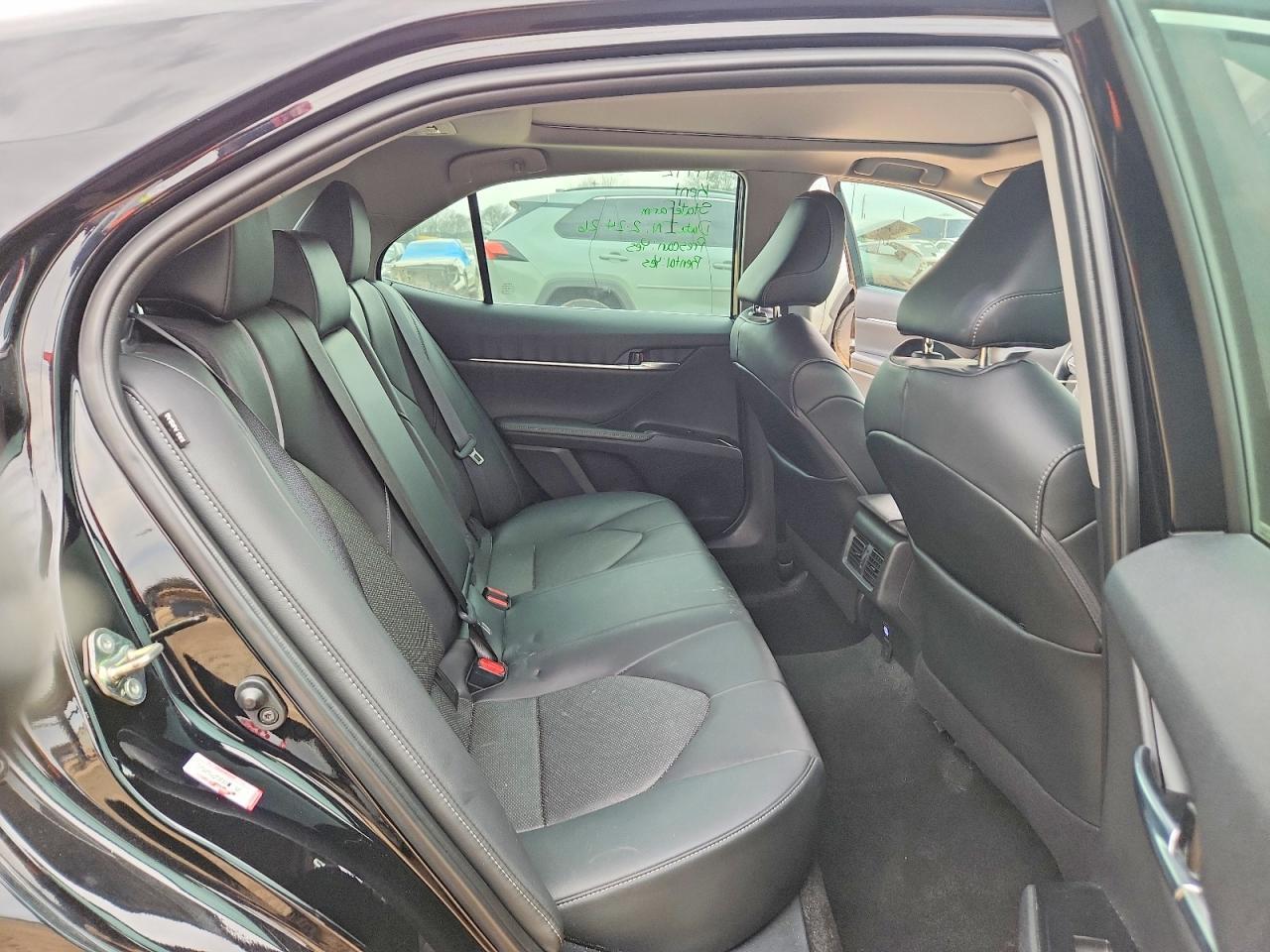 2020 Toyota Camry Xse - zdjęcie 10