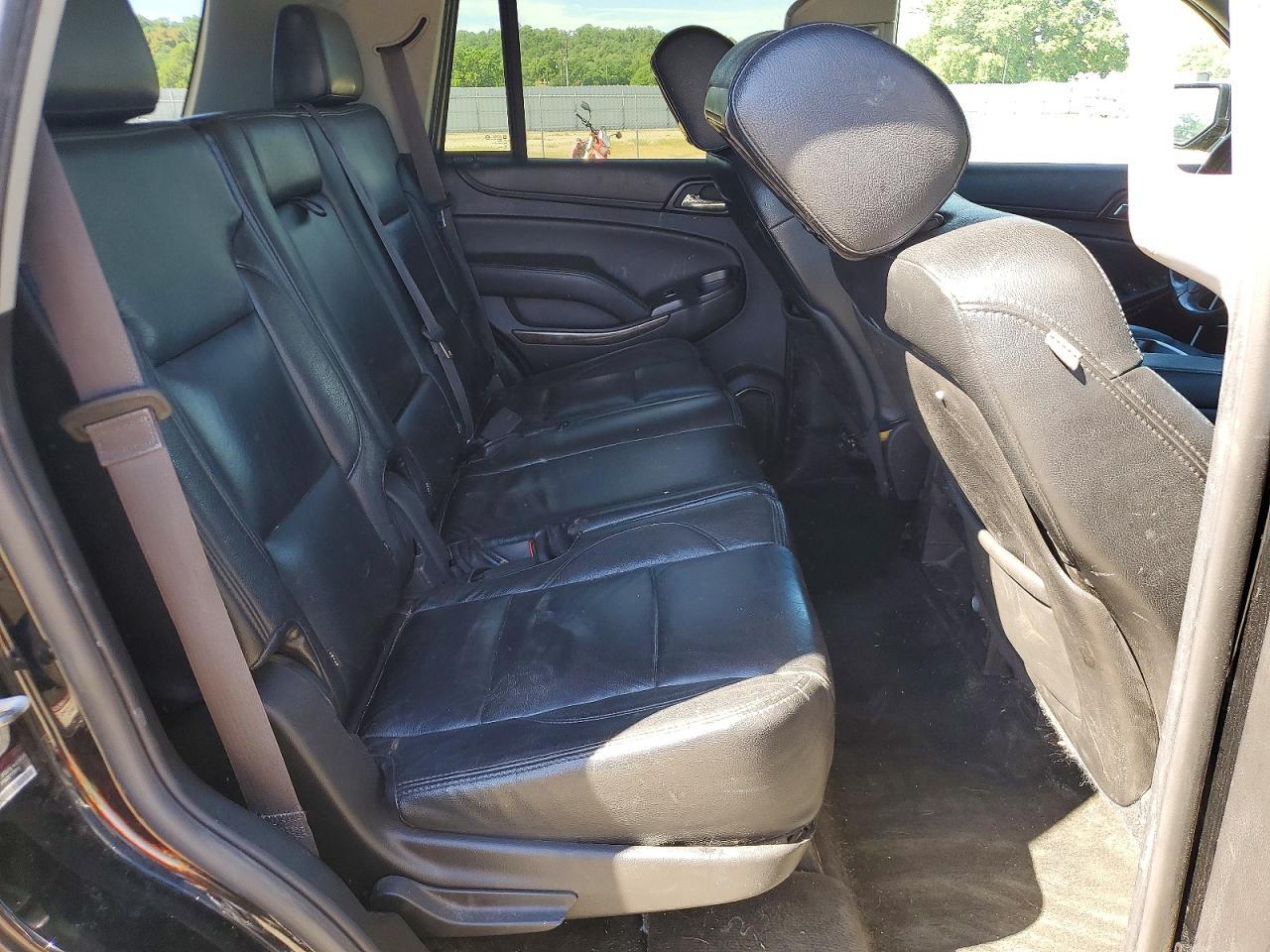 2015 Chevrolet Tahoe K1500 Ls - zdjęcie 11