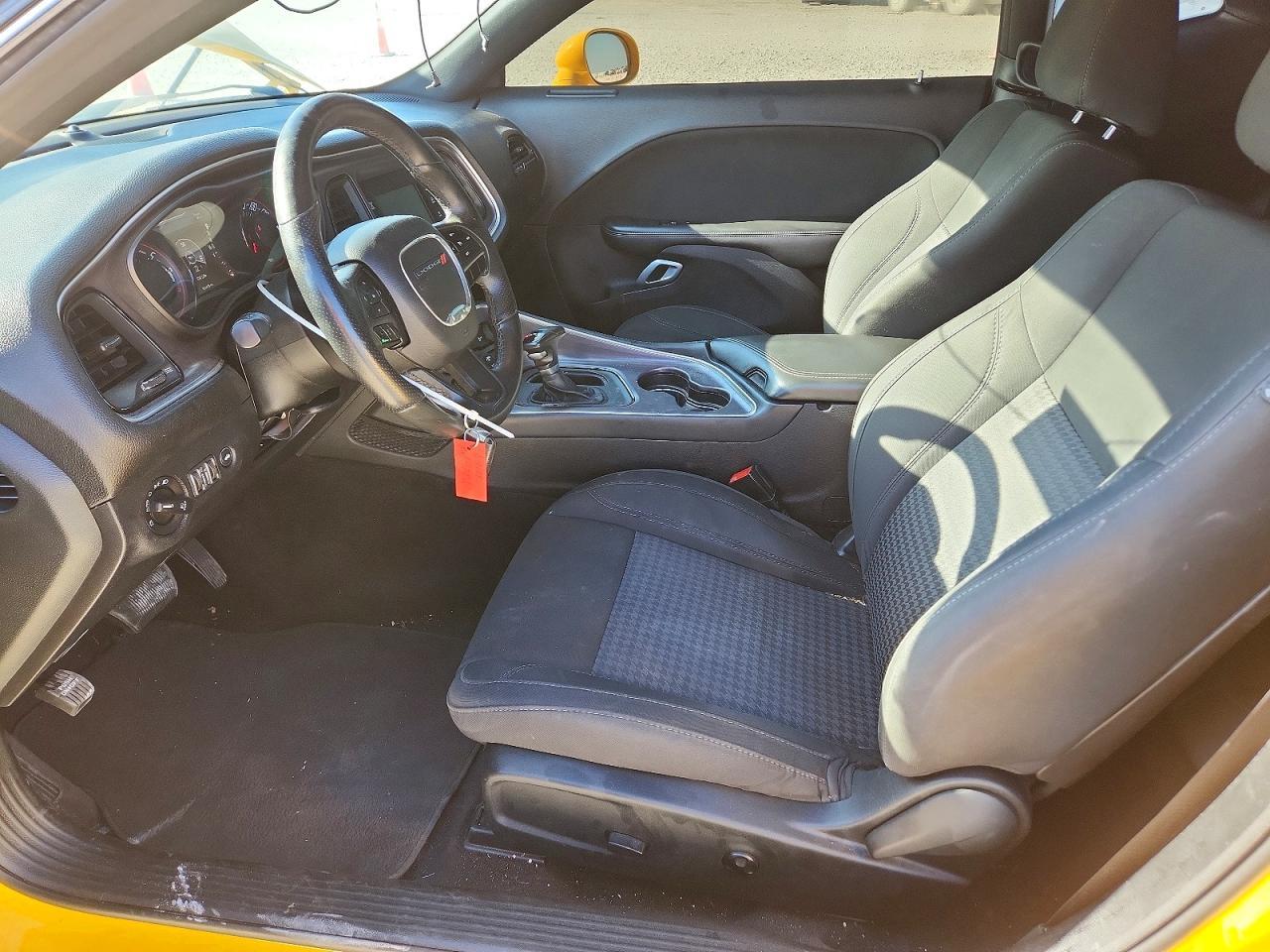 2017 Dodge Challenger Sxt - zdjęcie 7