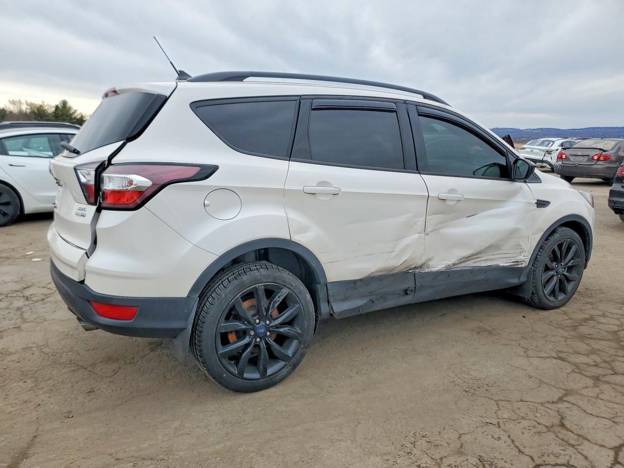 2018 Ford Escape Sel - zdjęcie 3