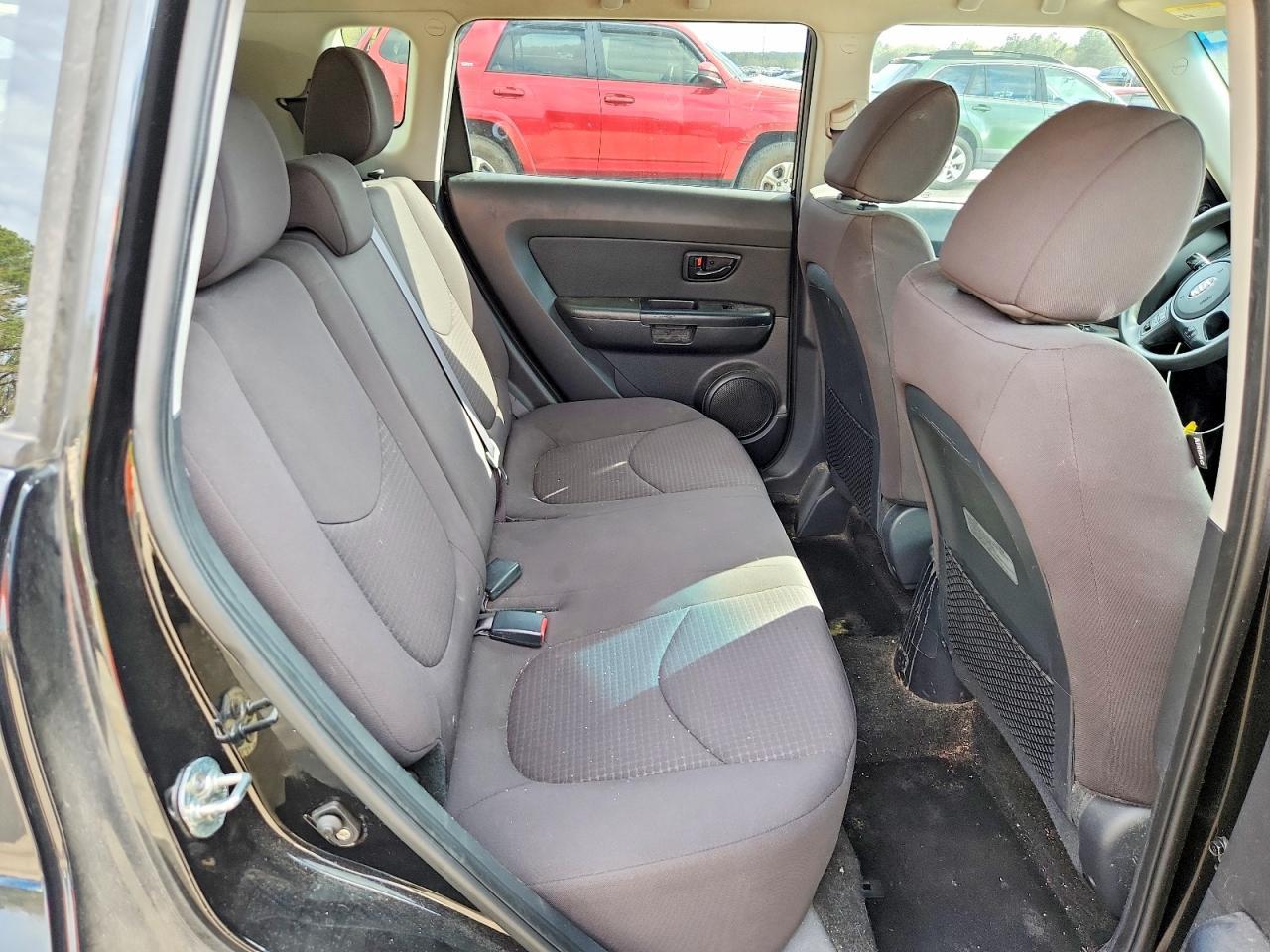 2013 Kia Soul Base - zdjęcie 10