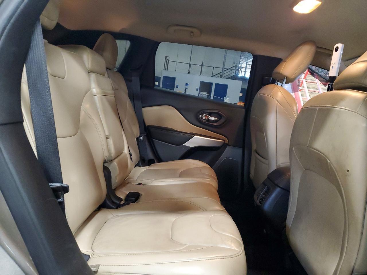 2017 Jeep Cherokee Limited - zdjęcie 11