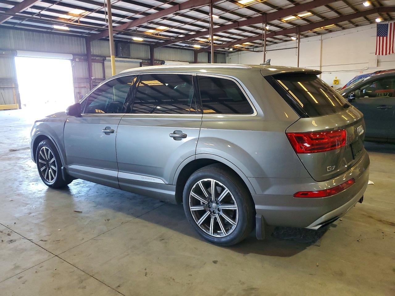2017 Audi Q7 Premium Plus - zdjęcie 2