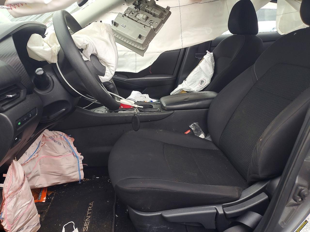 2022 Nissan Sentra S - zdjęcie 7