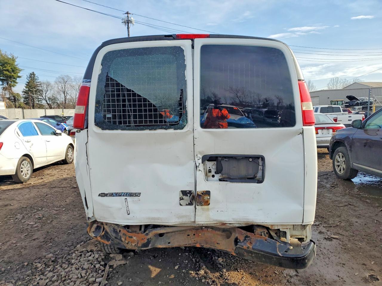 2013 Chevrolet Express G2500 - zdjęcie 6