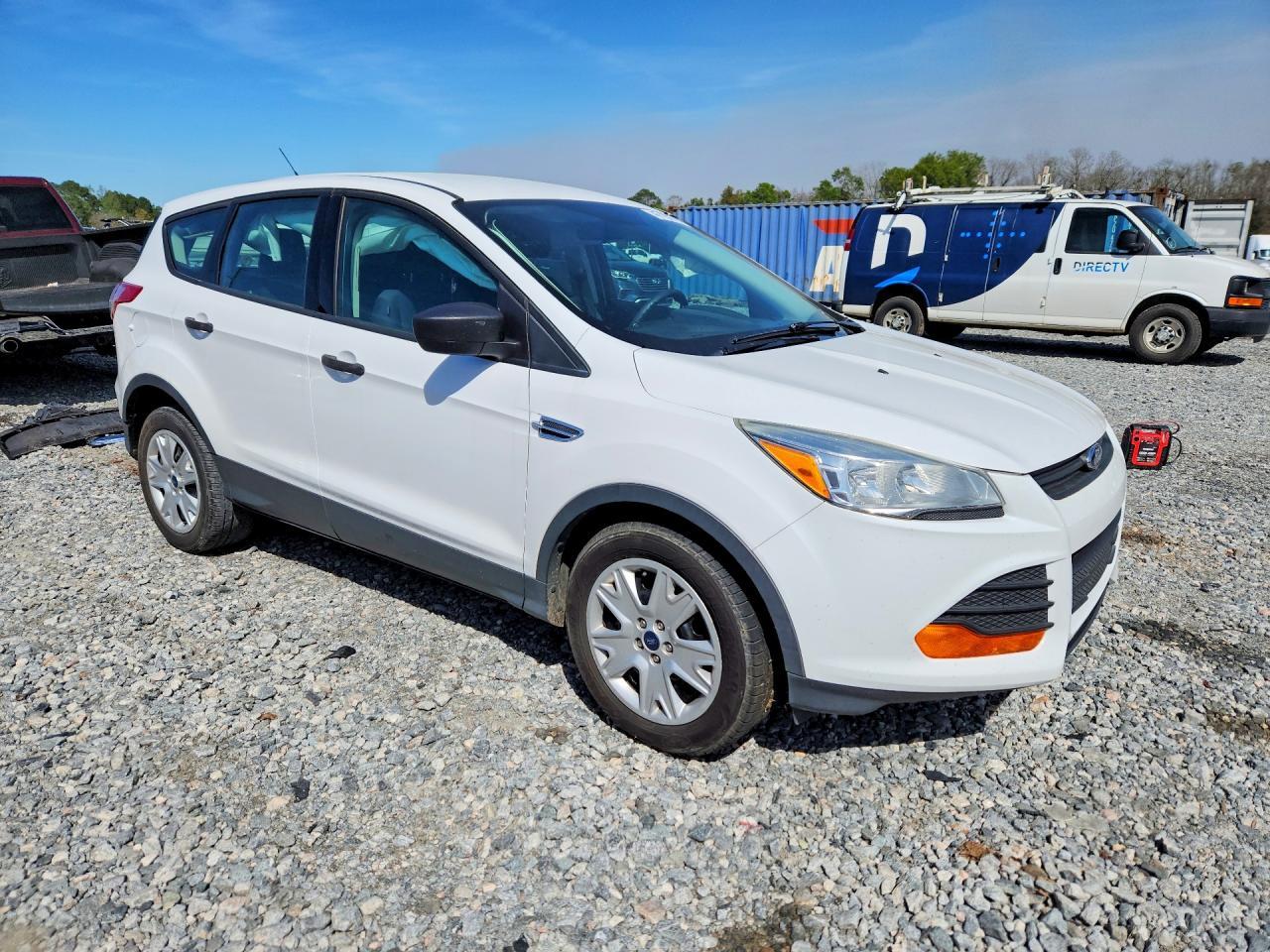 2015 Ford Escape S - zdjęcie 4