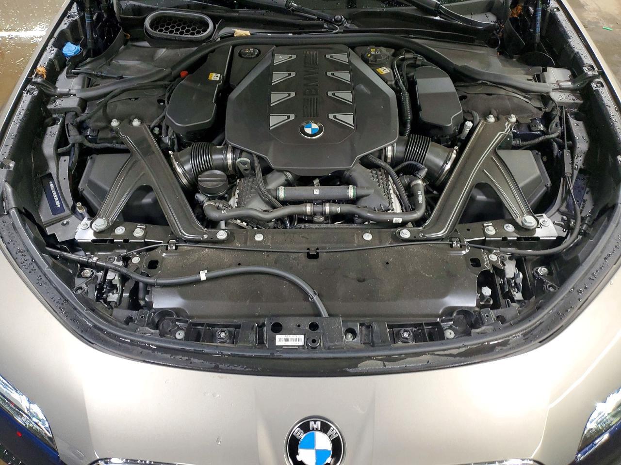 2025 BMW 760 Xi - zdjęcie 11