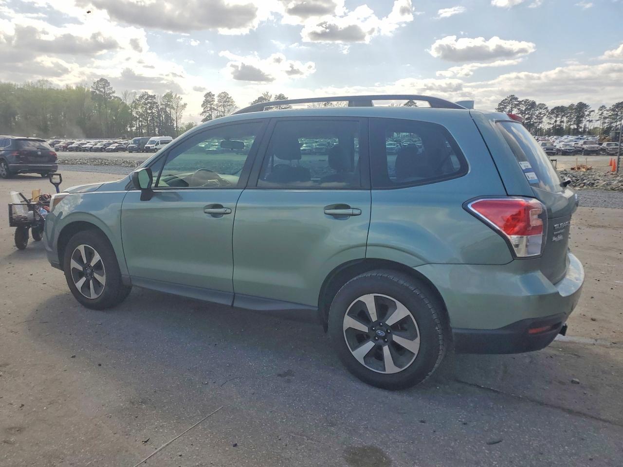 2017 Subaru Forester 2.5I - zdjęcie 2