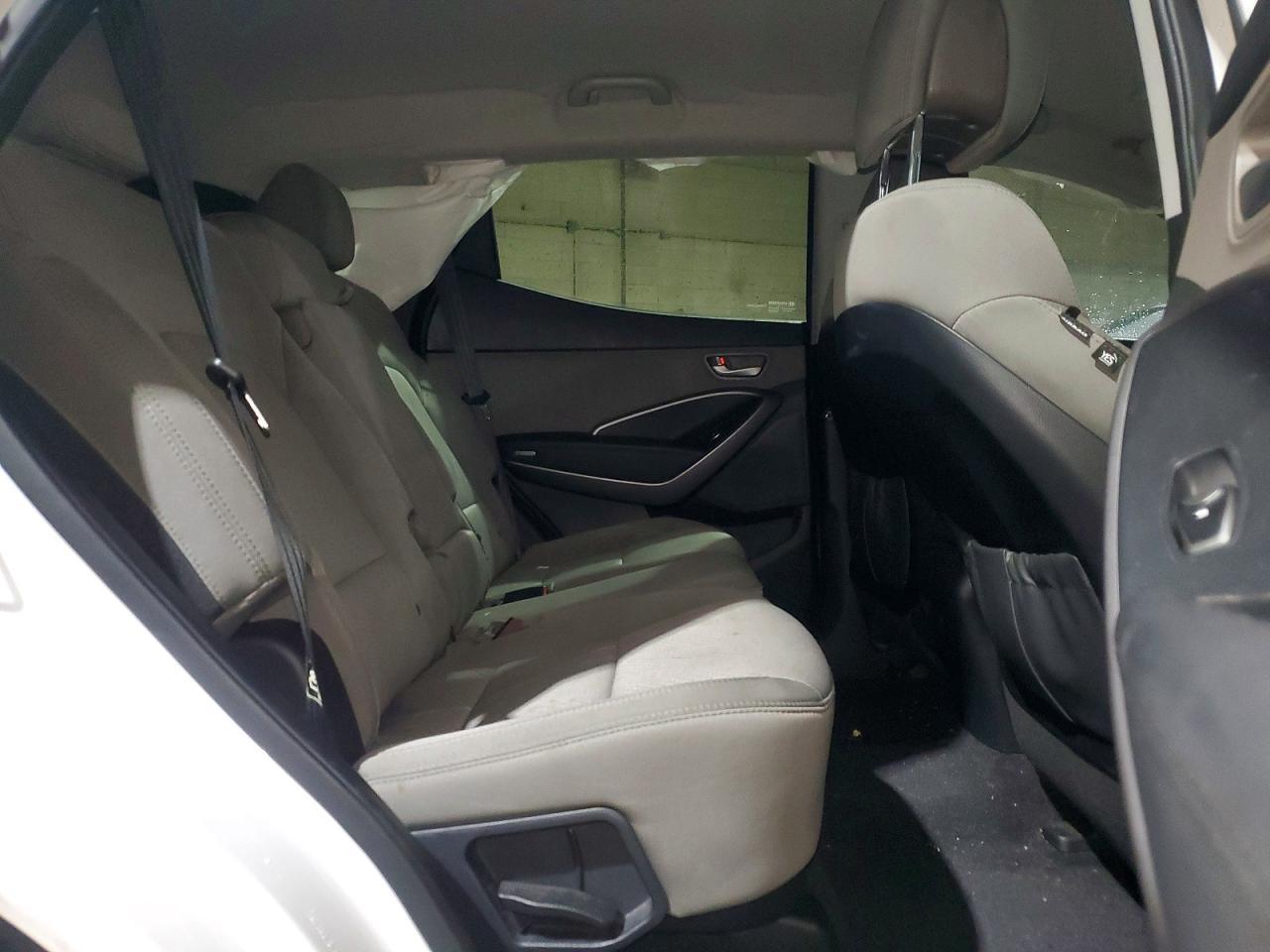 2016 Hyundai Santa Fe Sport 2.4L - zdjęcie 11