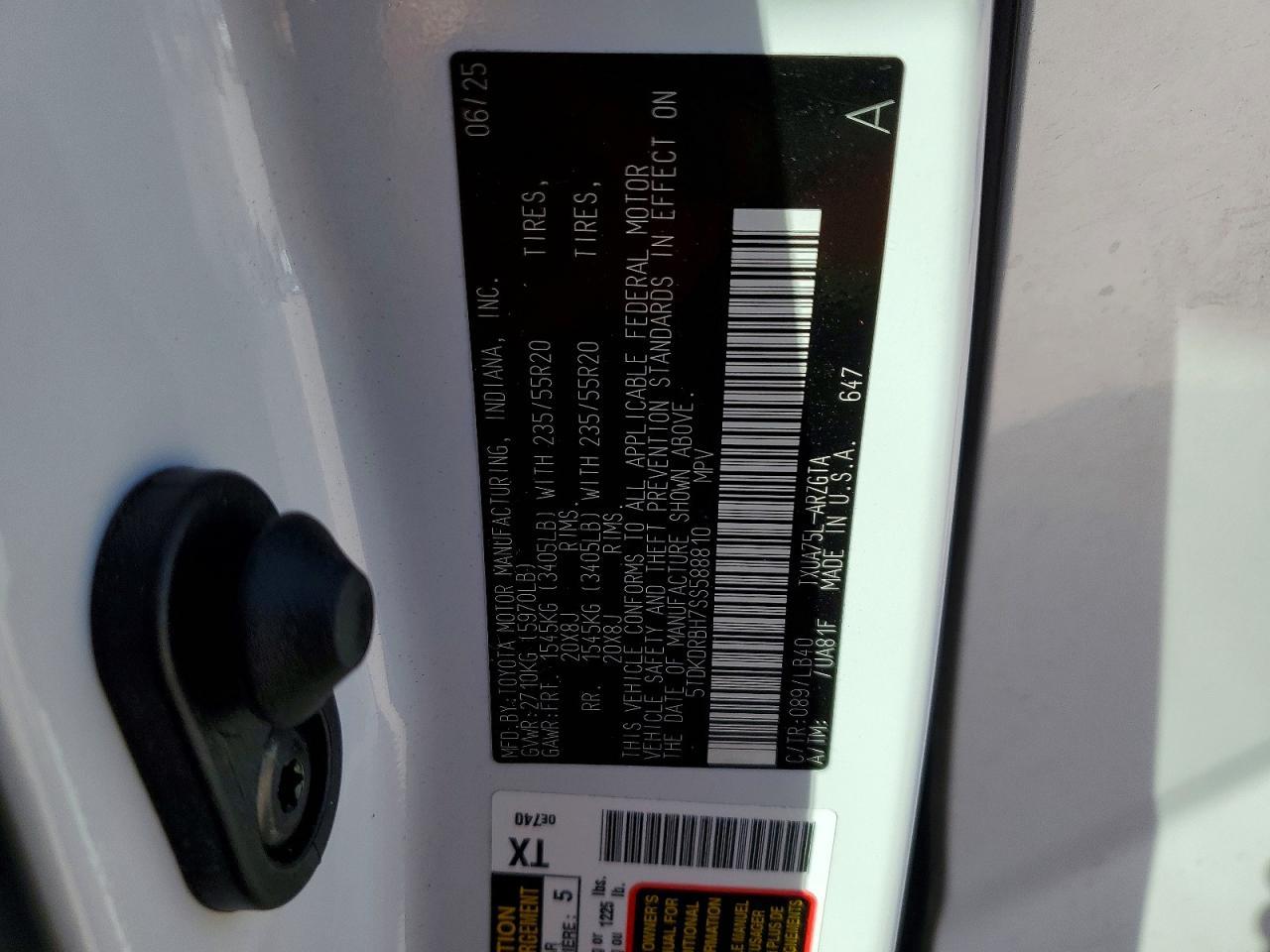 2025 Toyota Highlander Limited - zdjęcie 14