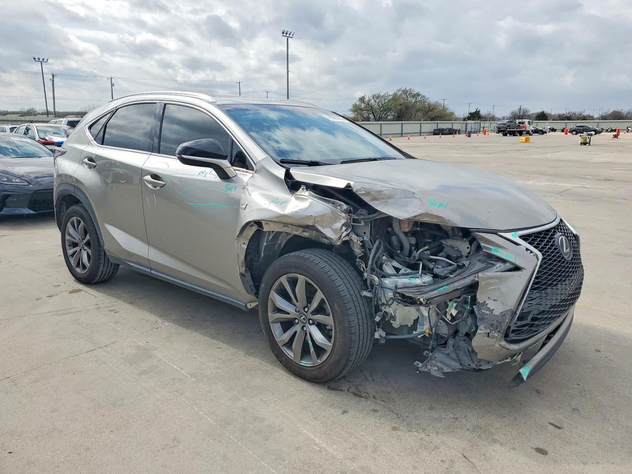 2016 Lexus Nx 200T F Sport - zdjęcie 4