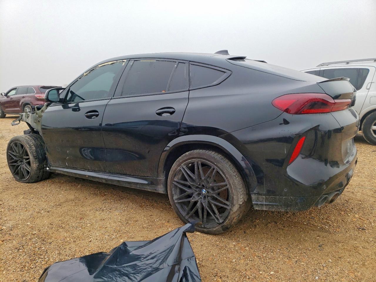 2021 BMW X6 M - zdjęcie 2