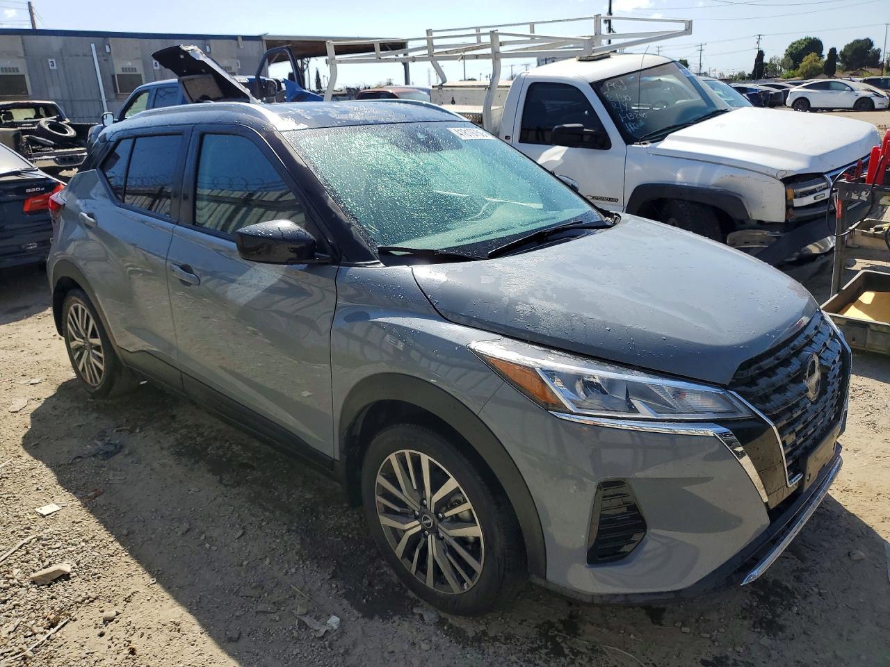 2023 Nissan Kicks Sv - zdjęcie 4