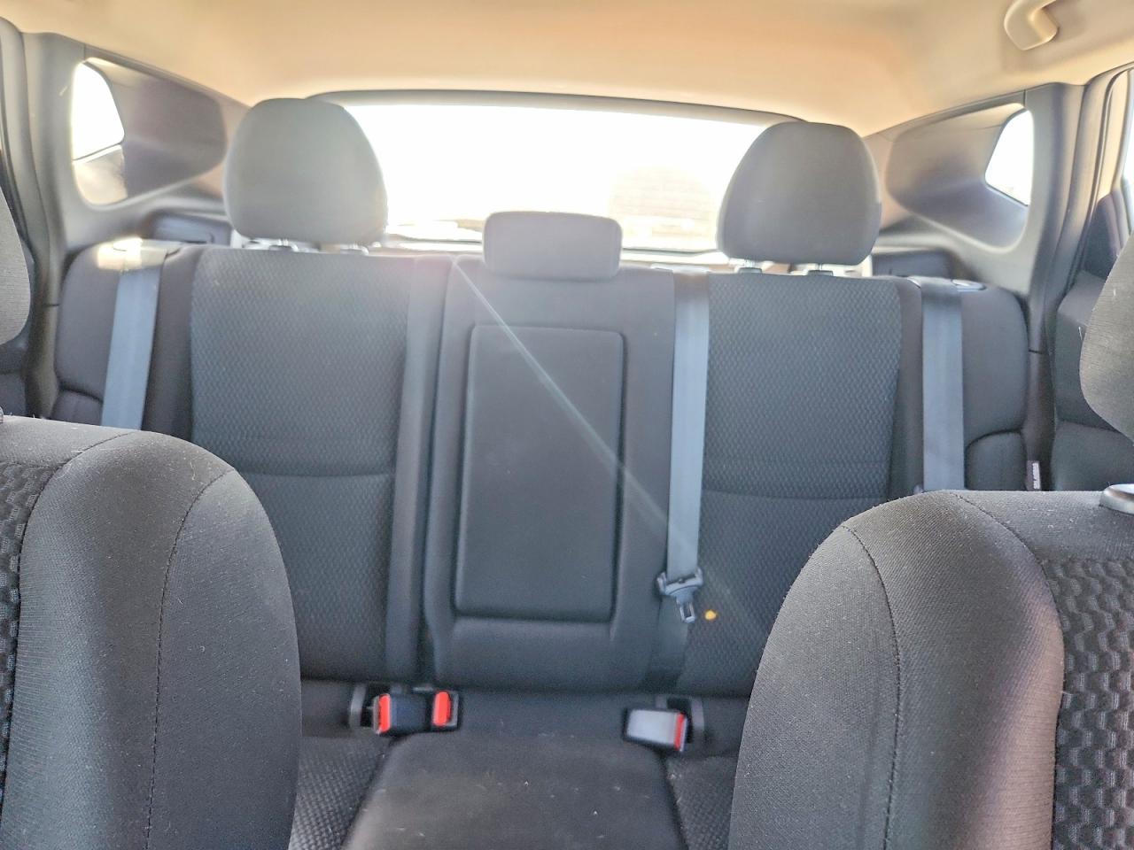 2021 Nissan Rogue Sport S - zdjęcie 10