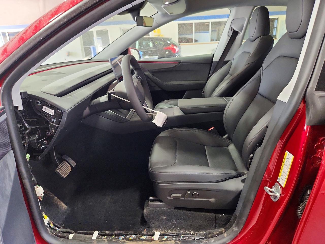 2026 Tesla Model Y - zdjęcie 7