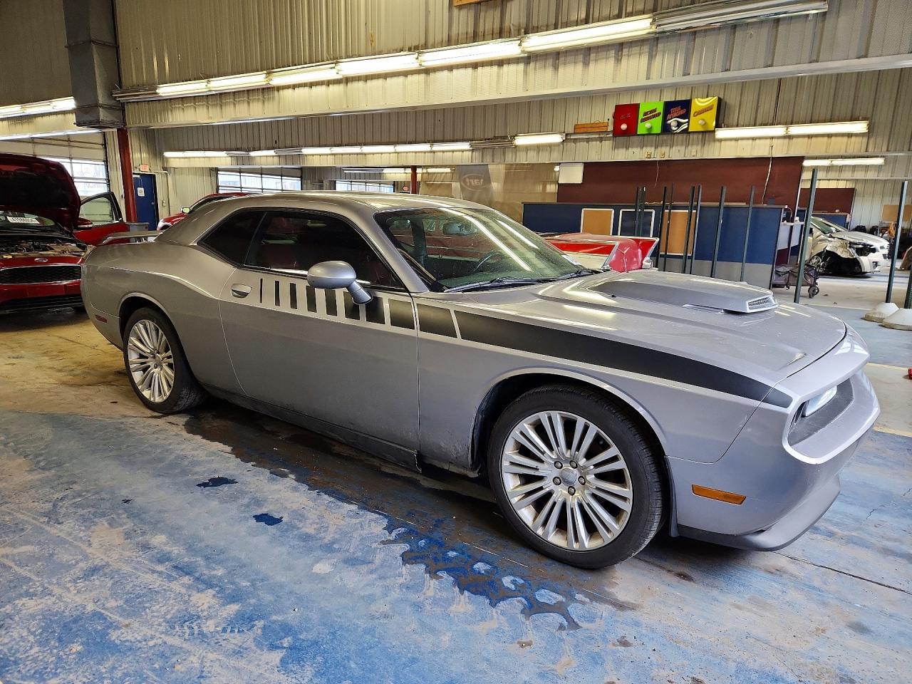 2014 Dodge Challenger R - zdjęcie 4