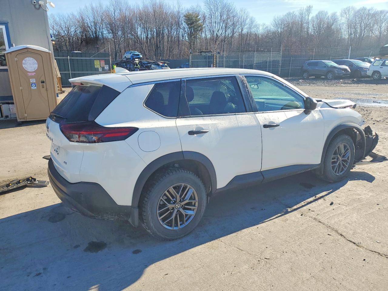 2021 Nissan Rogue S - zdjęcie 3