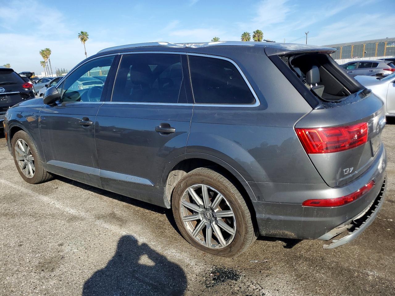 2019 Audi Q7 Premium Plus - zdjęcie 2