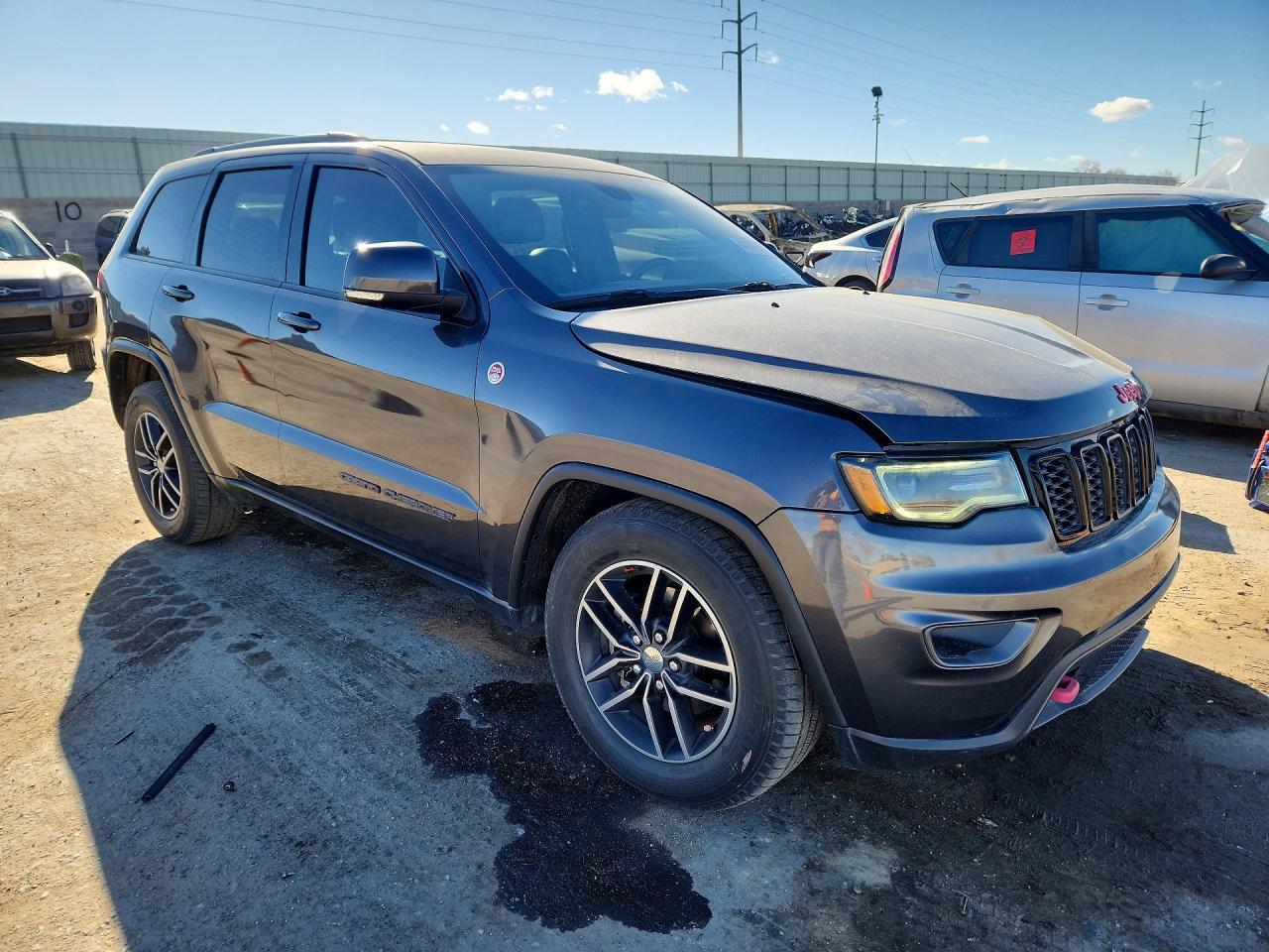 2017 Jeep Grand Cherokee Trailhawk - zdjęcie 4