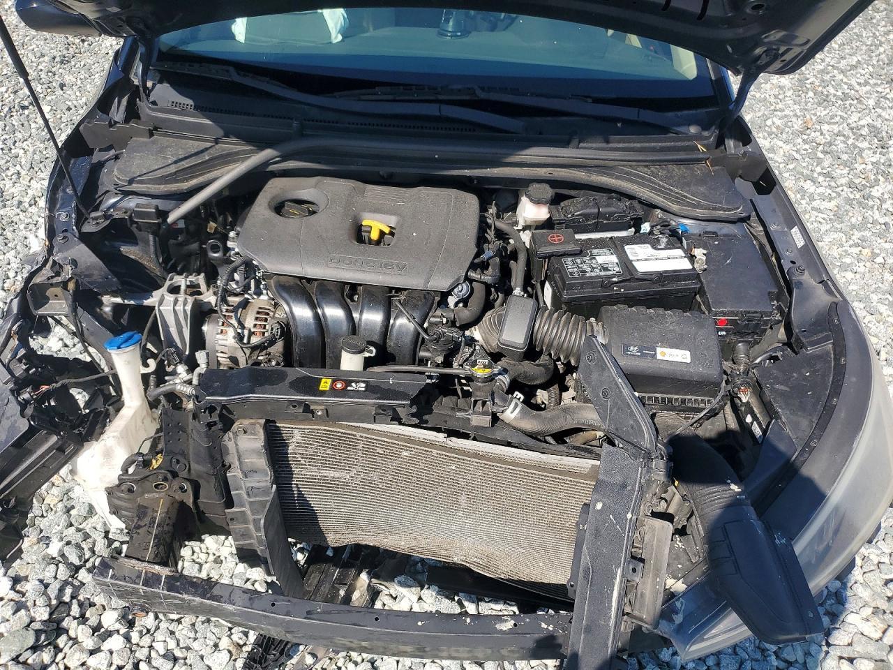 2019 Hyundai Elantra Se - zdjęcie 11