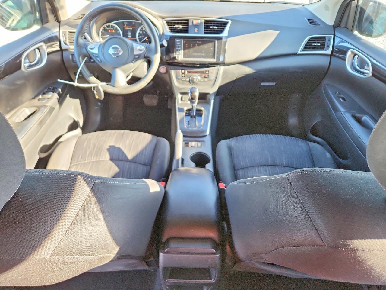 2019 Nissan Sentra Sv - zdjęcie 8