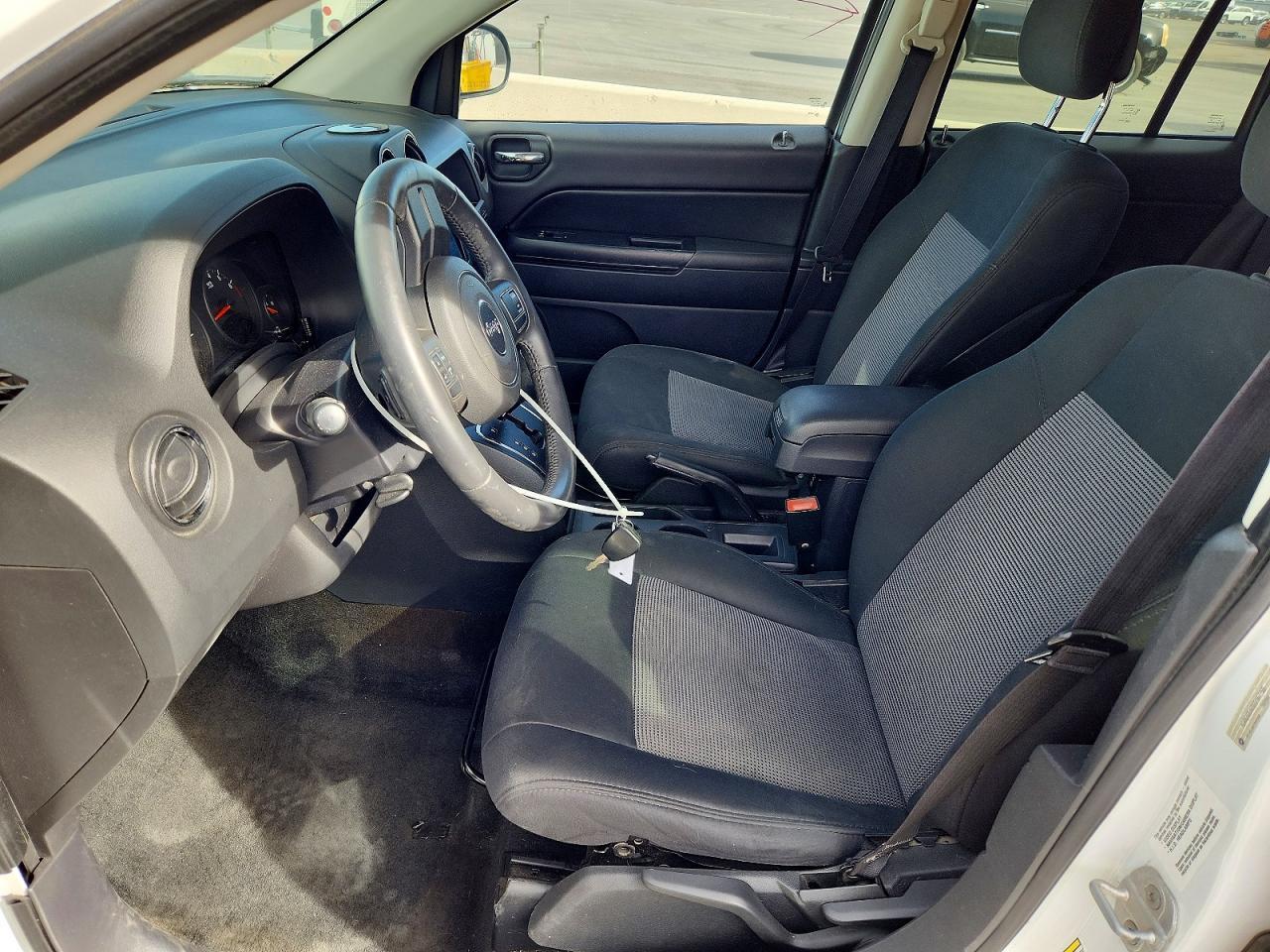 2013 Jeep Compass Latitude - zdjęcie 7