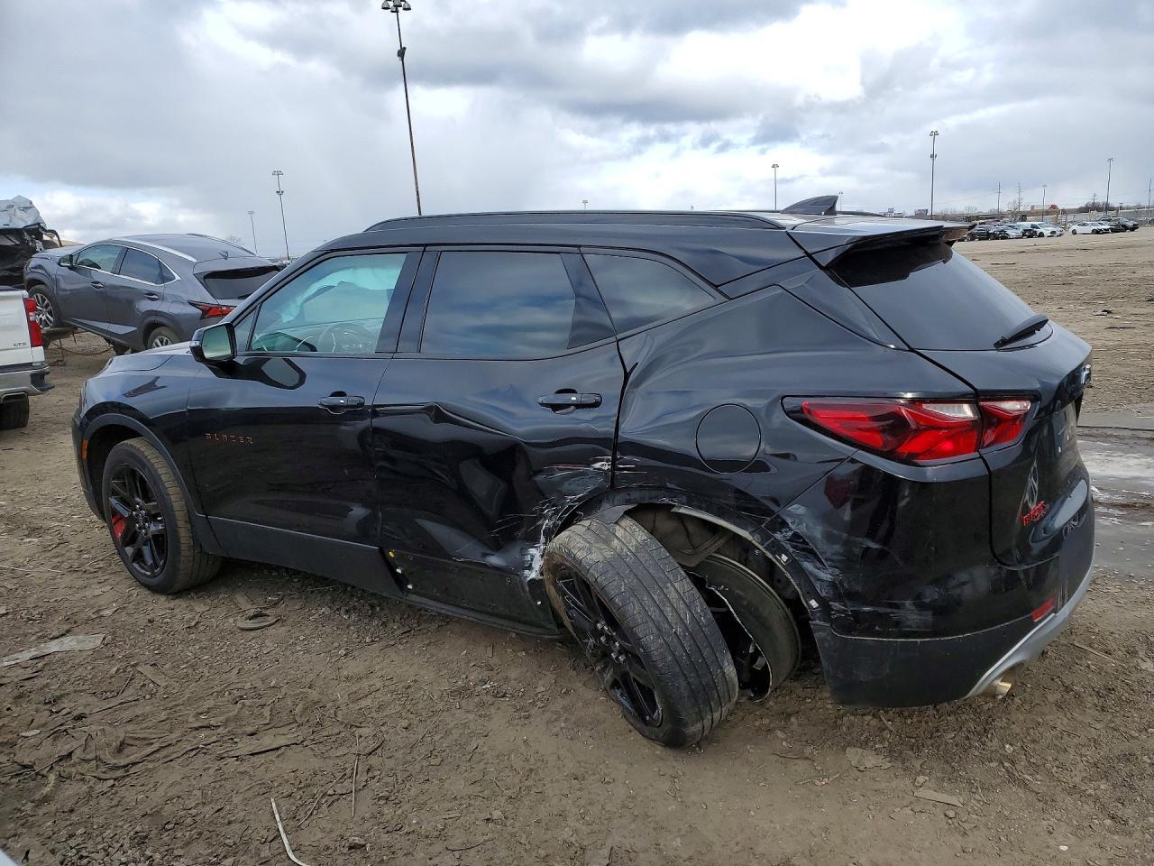 2021 Chevrolet Blazer 2Lt - zdjęcie 2