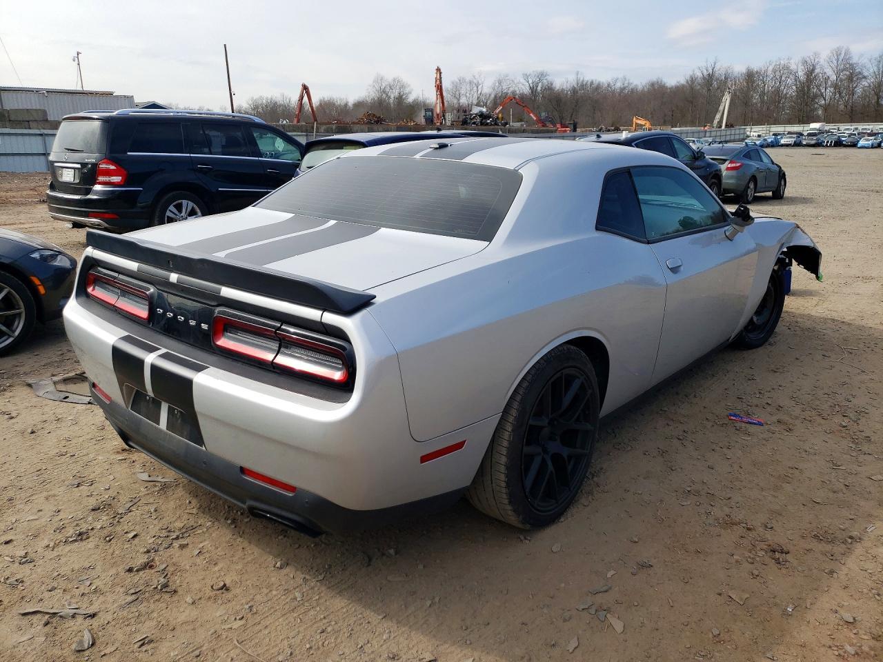 2021 Dodge Challenger R - zdjęcie 3