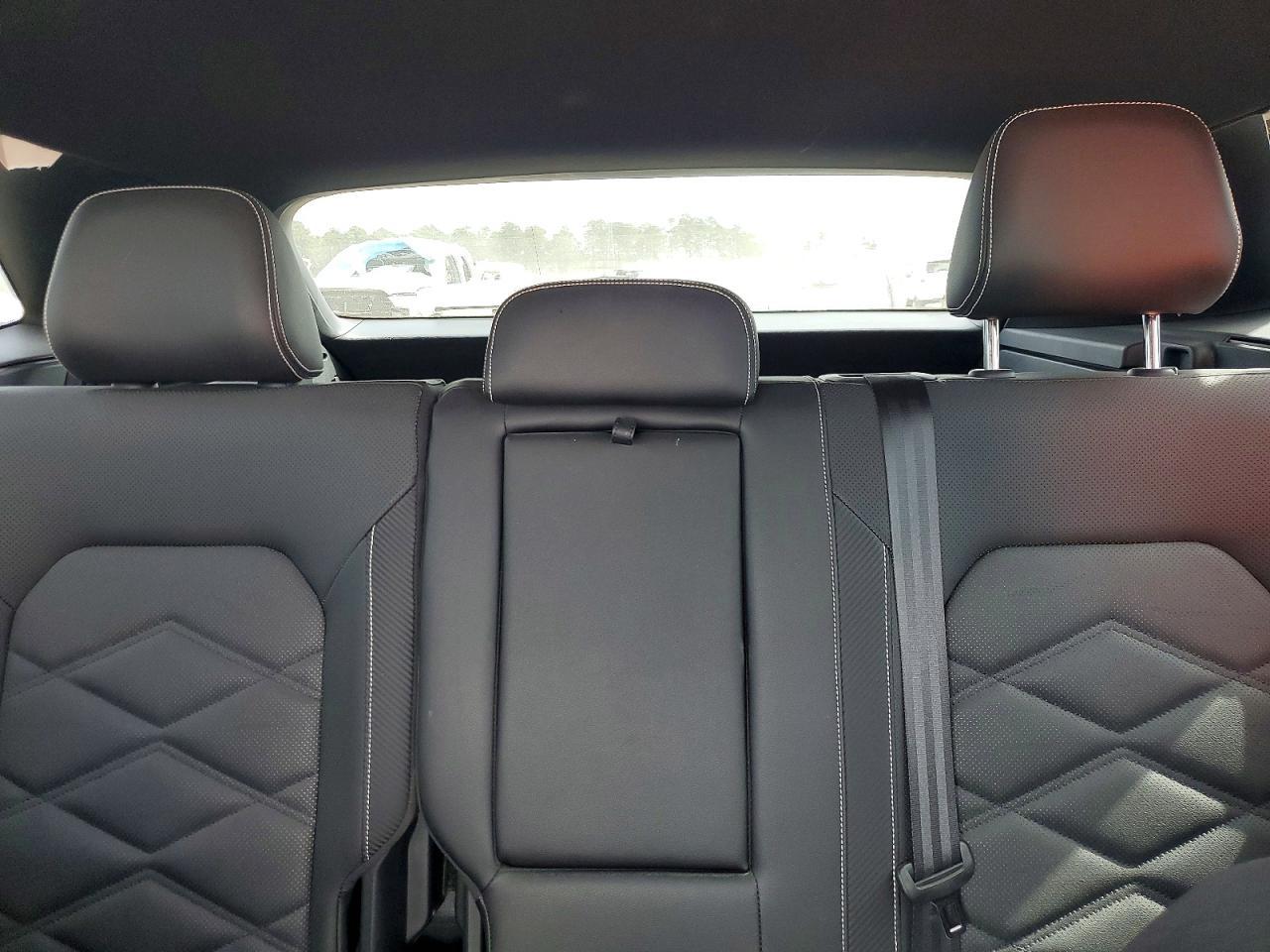 2025 Volkswagen Atlas Cross Sport Se - zdjęcie 10