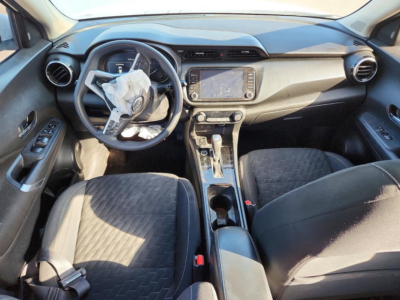 2022 Nissan Kicks Sv - zdjęcie 8