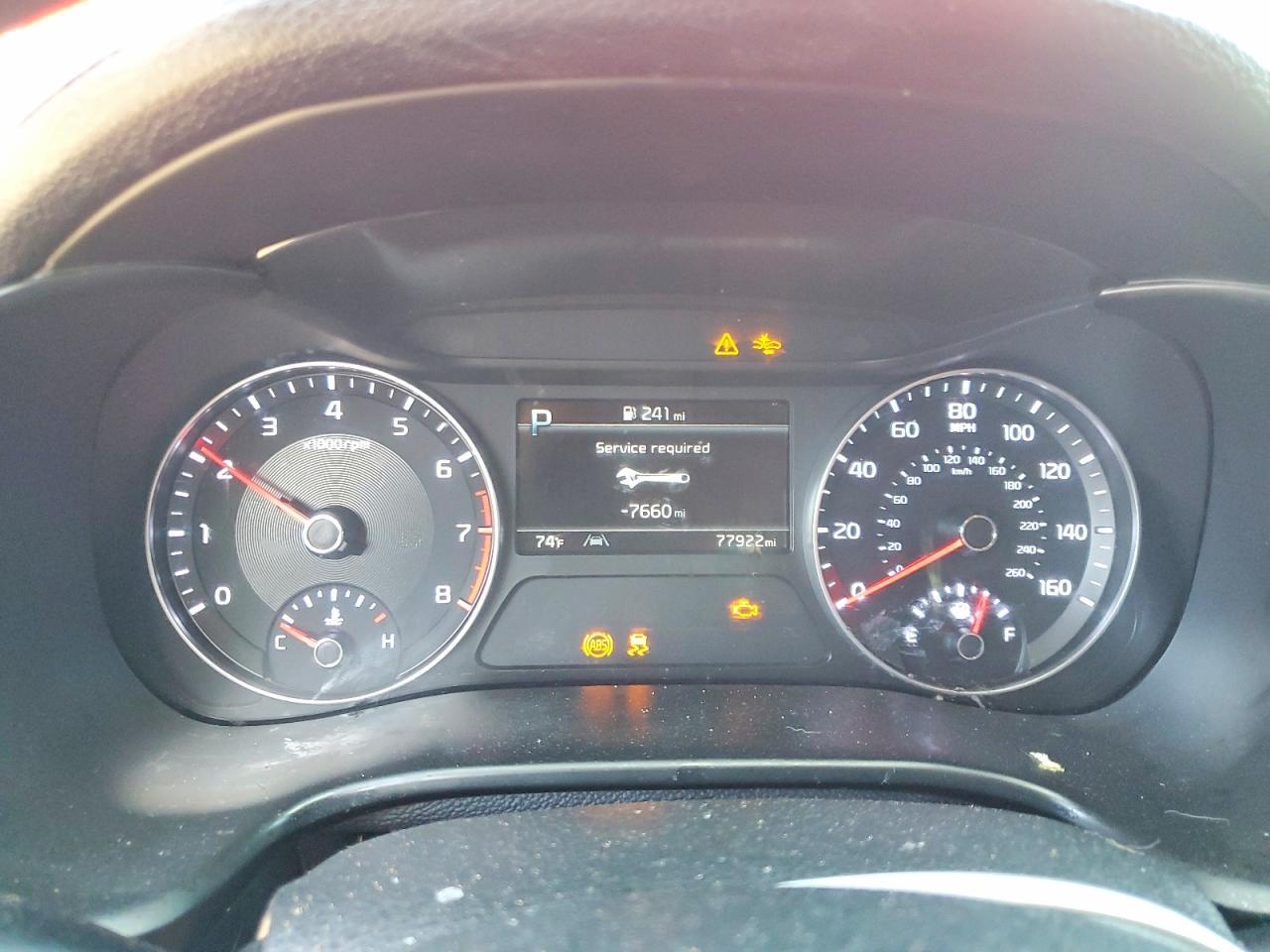 2022 Kia Forte Lxs - zdjęcie 9