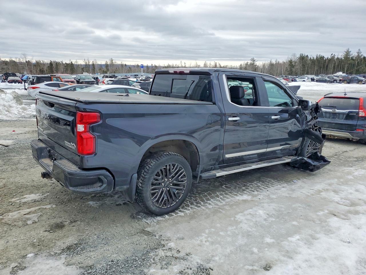 2022 Chevrolet Silverado K1500 High Country - zdjęcie 3