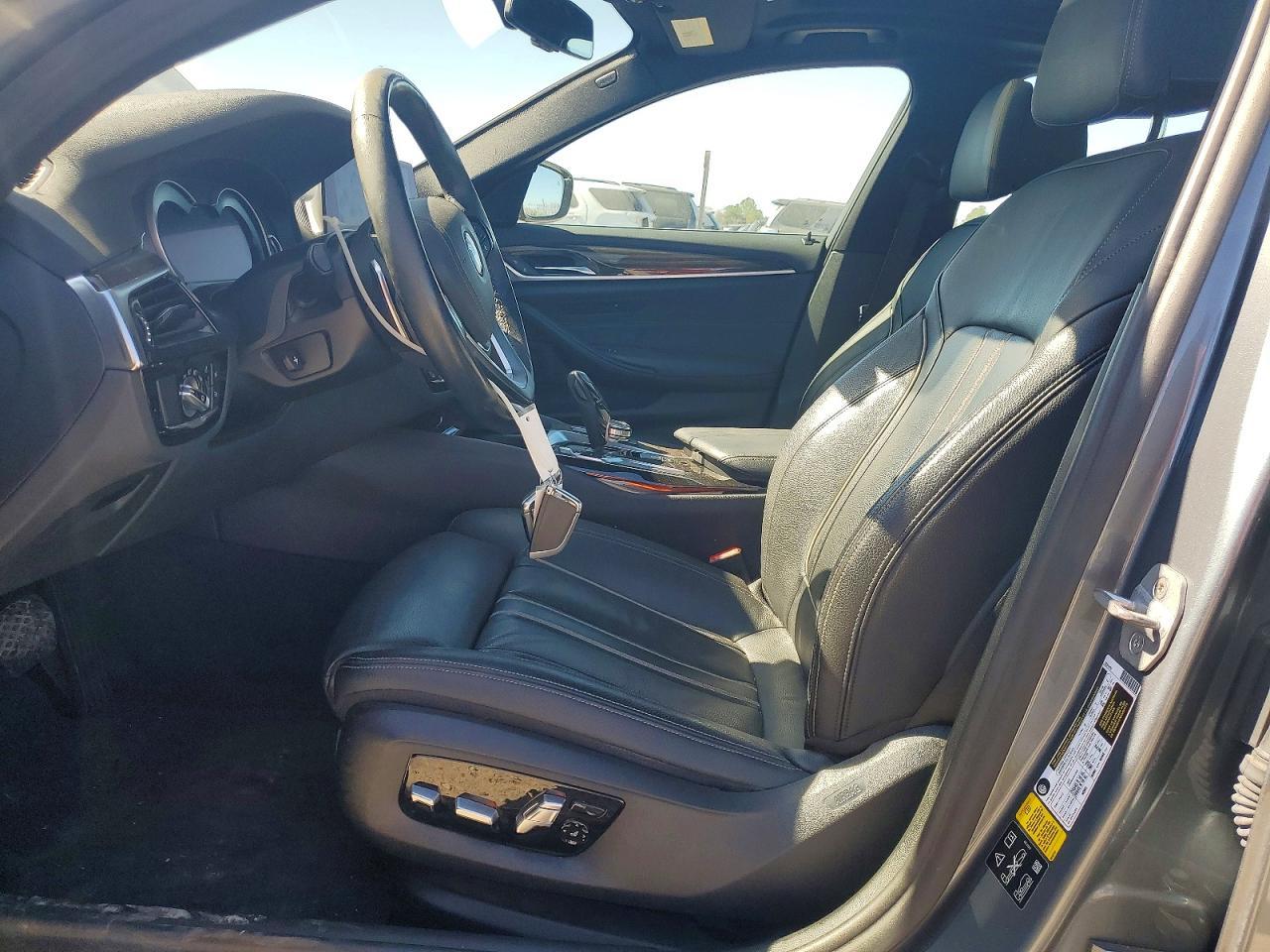 2019 BMW 530 Xi - zdjęcie 7